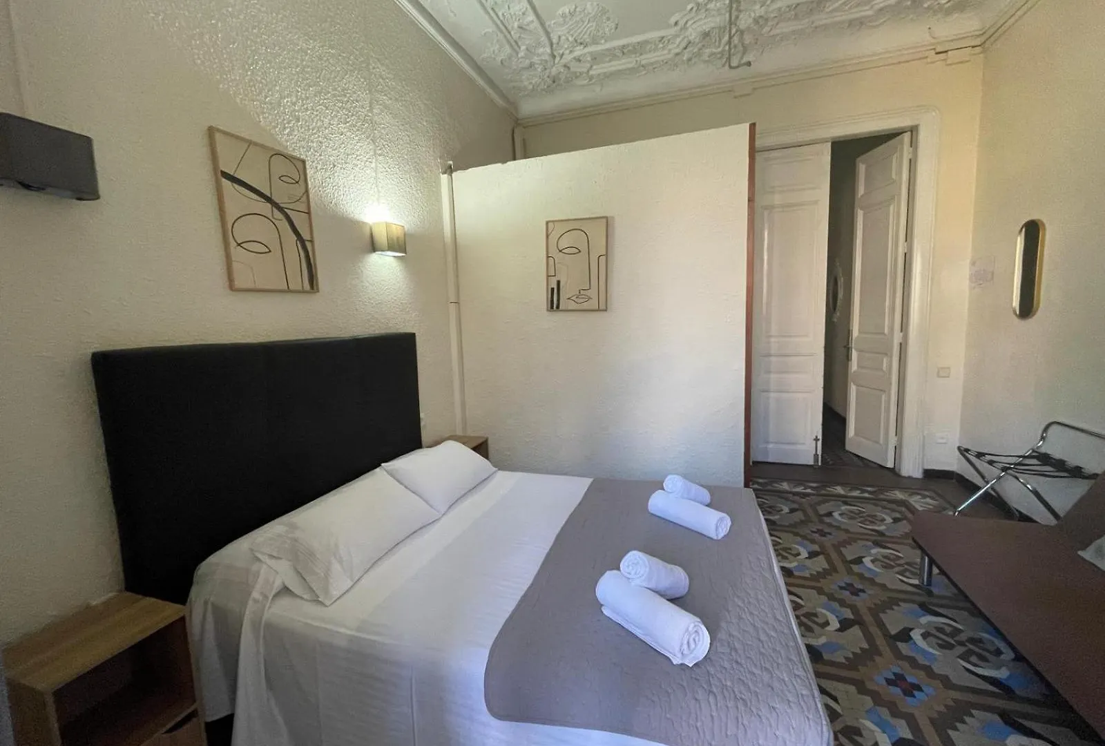 Hostal Balmes Centro Barcelona Pensjonat