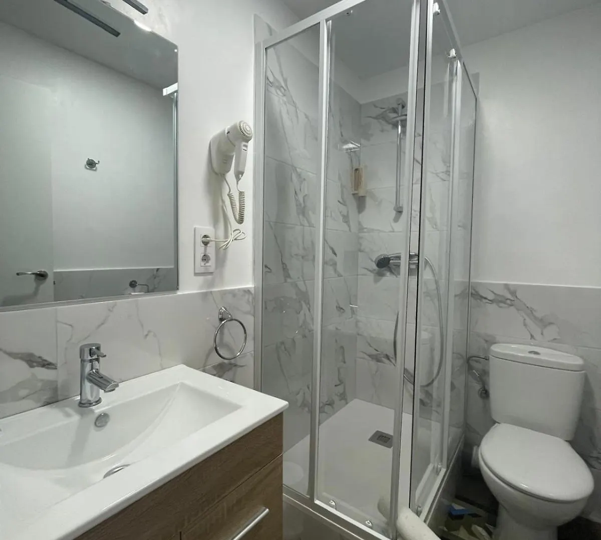 Pensjonat Hostal Balmes Centro Barcelona