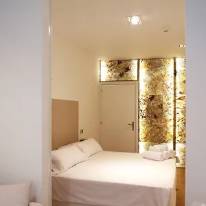 Cosmopolitan Boutique Rambla Барселона