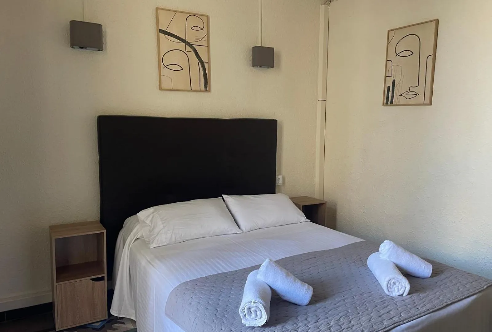 Hostal Balmes Centro Barcelona Gasthof