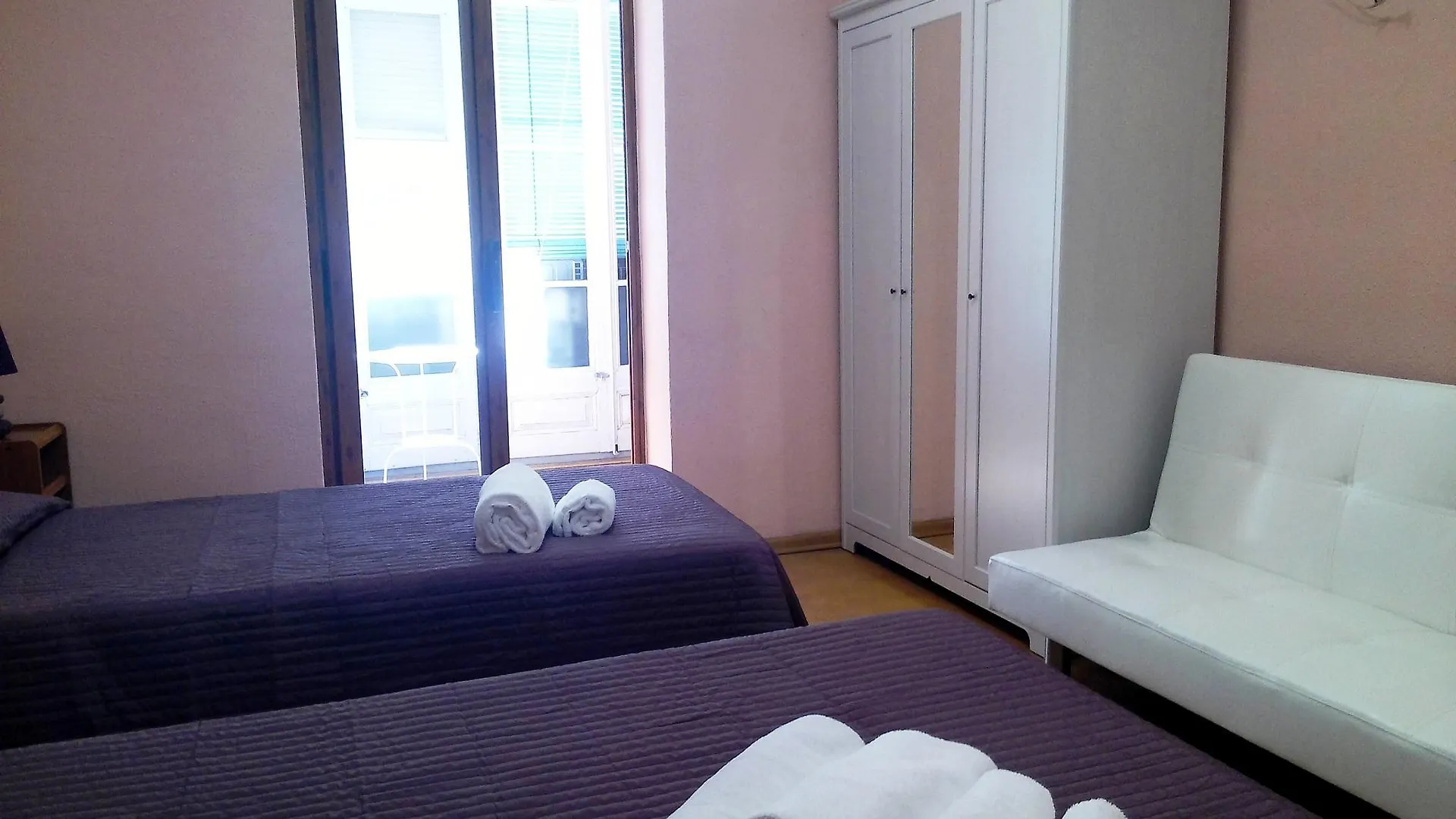 Hostal Balmes Centro Barcelona 2*,  Espanha