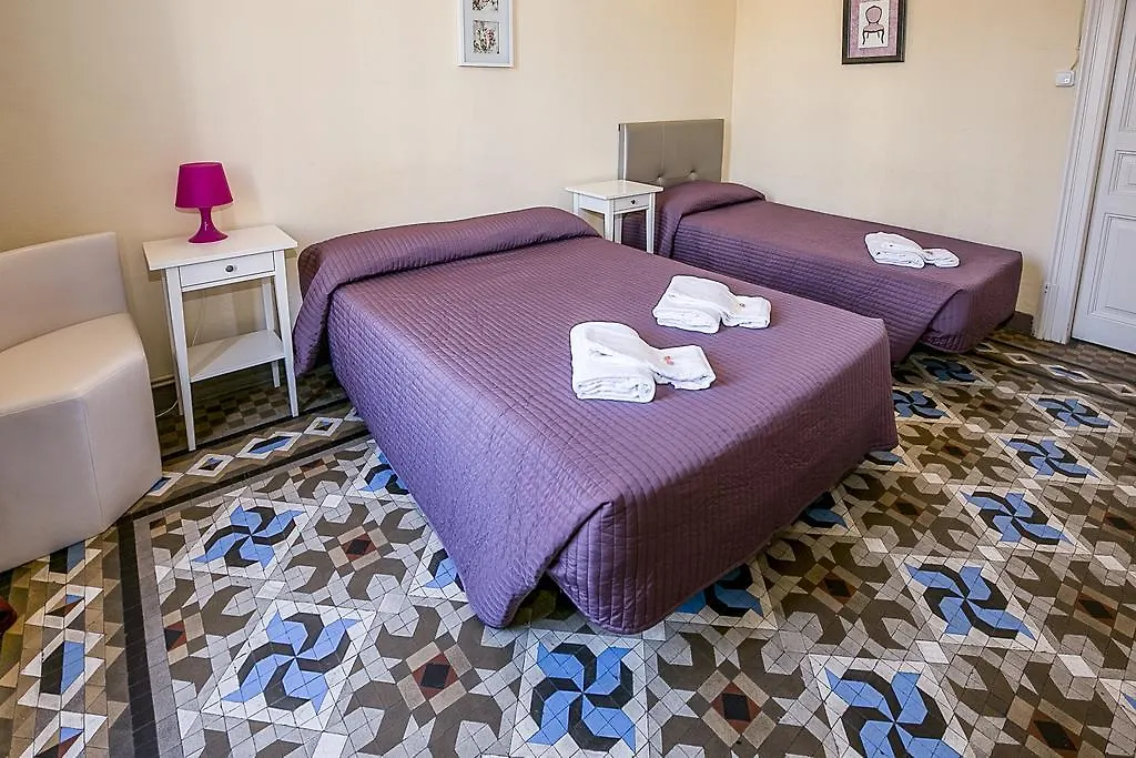 Hostal Balmes Centro Barcelona