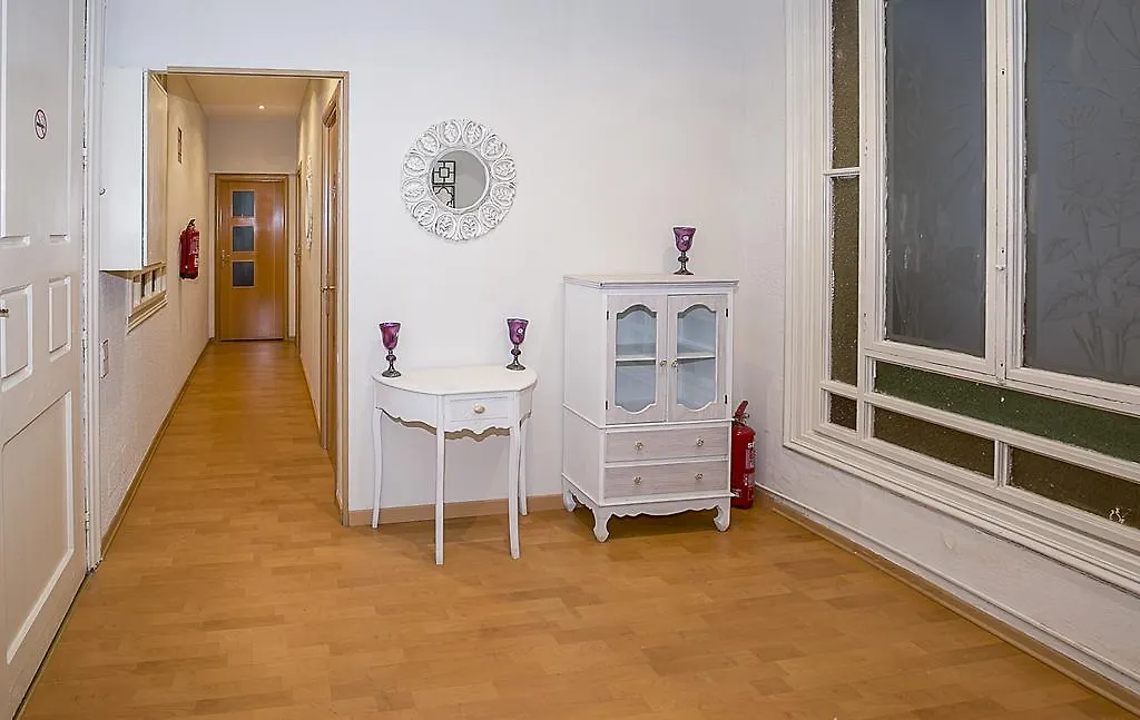 Hostal Balmes Centro Barcelona Guest house