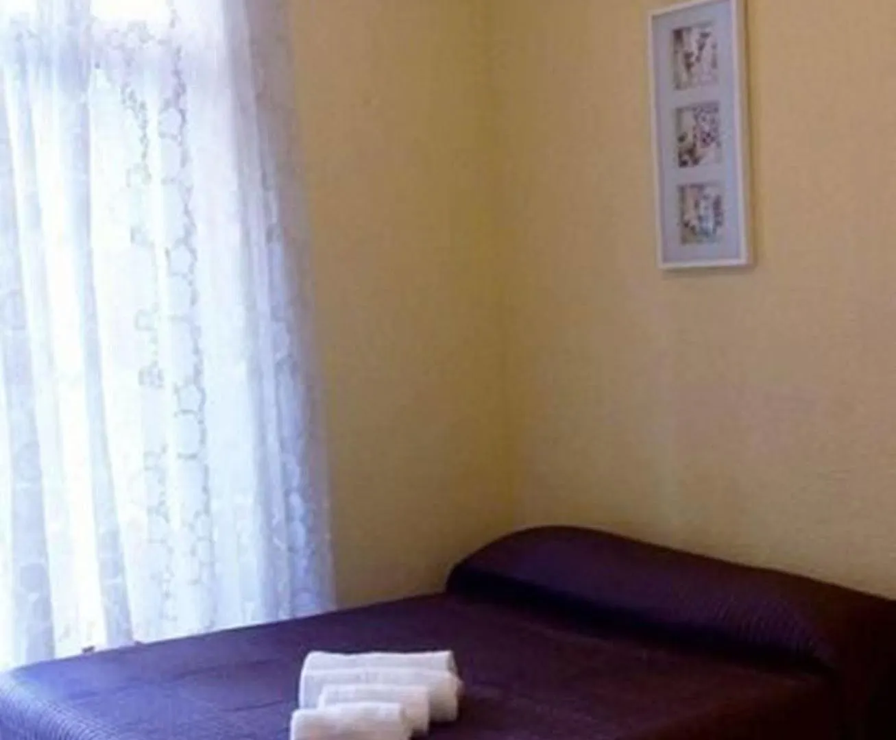 Hostal Balmes Centro Barcelona Guest house