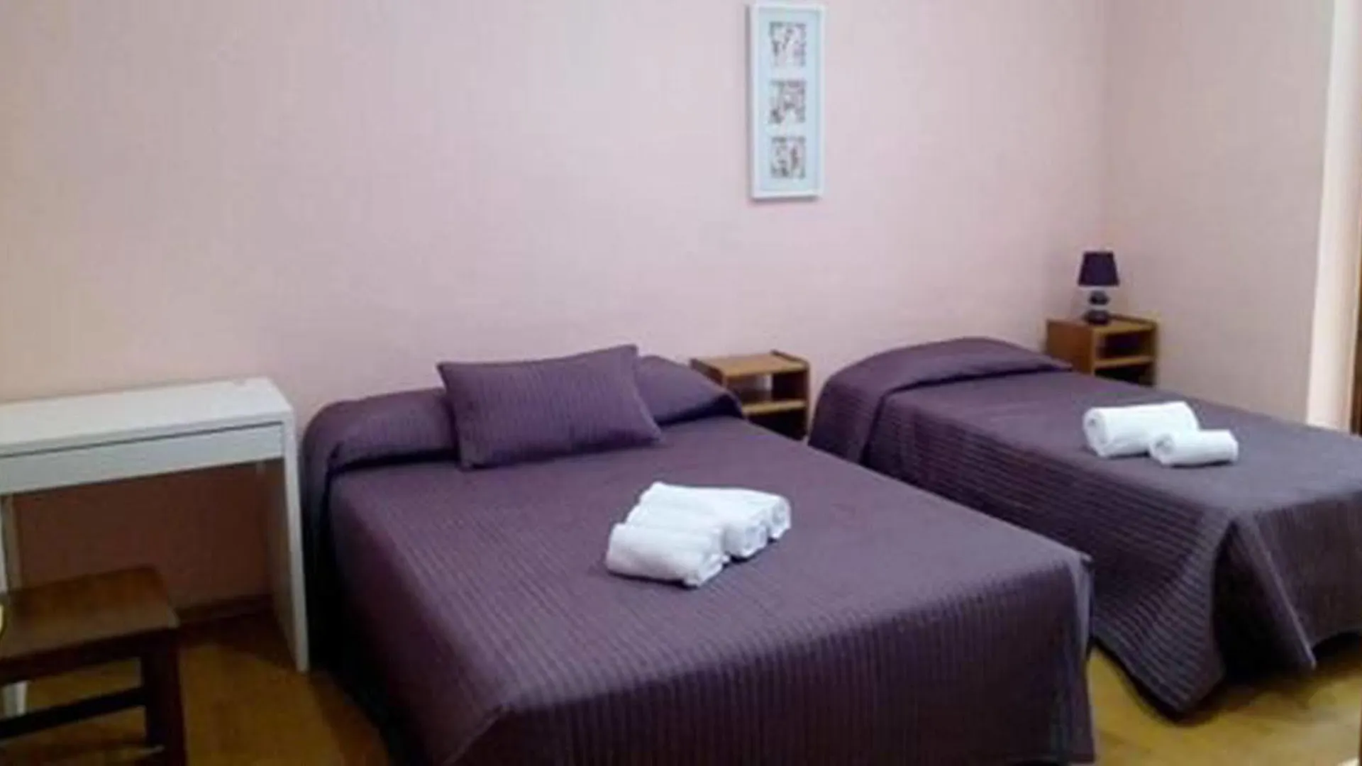 Hostal Balmes Centro Barcelona Spain